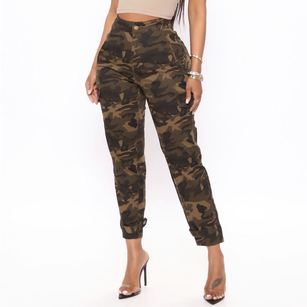 Fashion Nova Bring It Cargo Pant - Camouflage